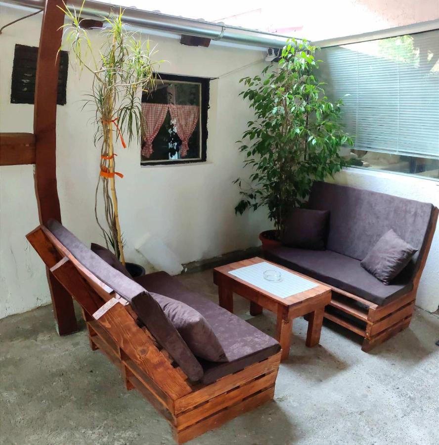 Airport Apartment Air Surcin Exterior photo